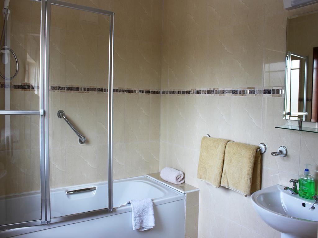 קנמארה Avelow House B&B מראה חיצוני תמונה